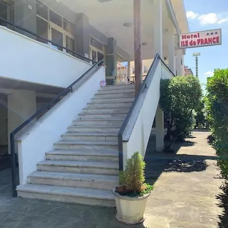 Hotel Ile De France Cesenatico