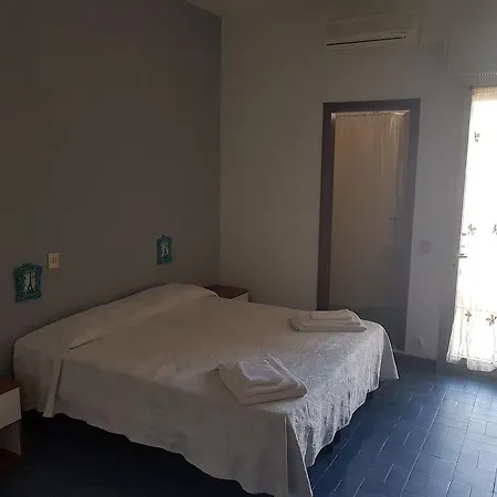 Hotel Ile De France