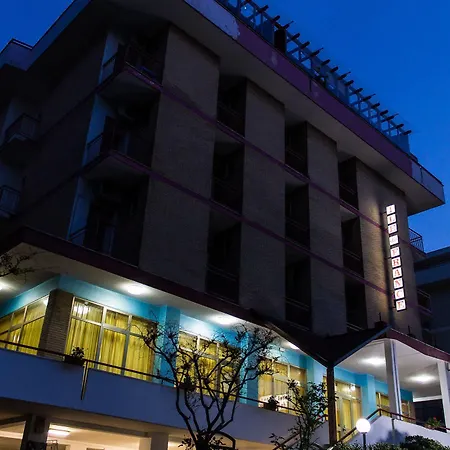 Hotel Ile De France